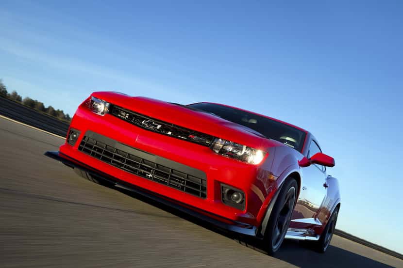  Chevy will offer hot laps in the 2015 Z/28 at the Camaro introduction in May.