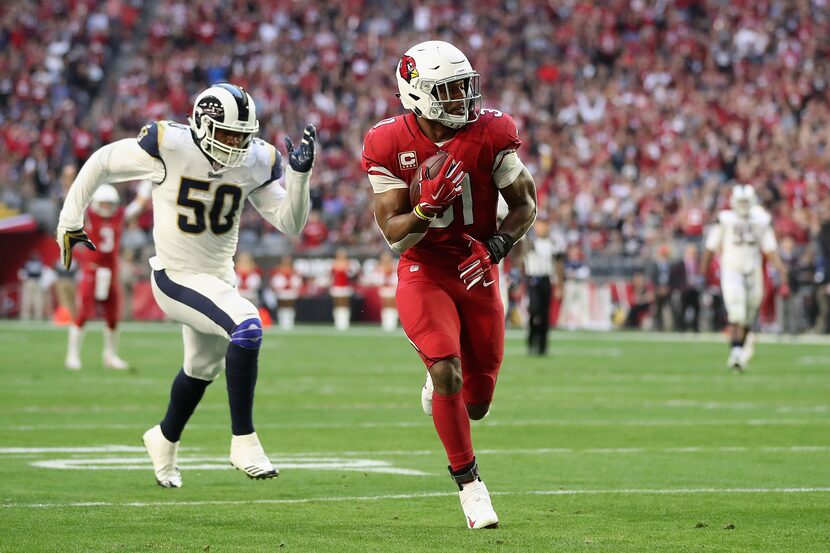 GLENDALE, ARIZONA - DECEMBER 23:  Running back David Johnson #31 of the Arizona Cardinals...