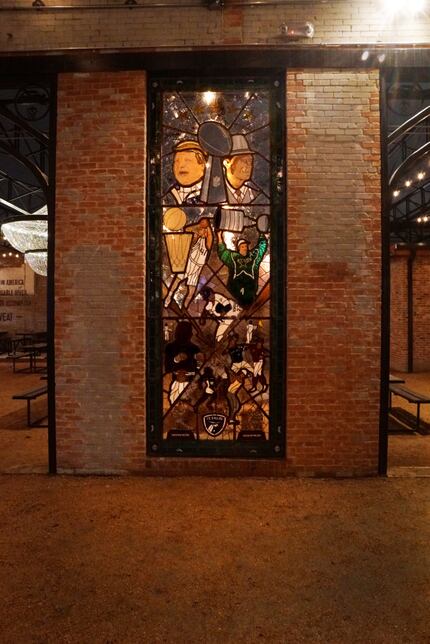 The stain glass at Dot's pays tribute to Dallas' sports history.