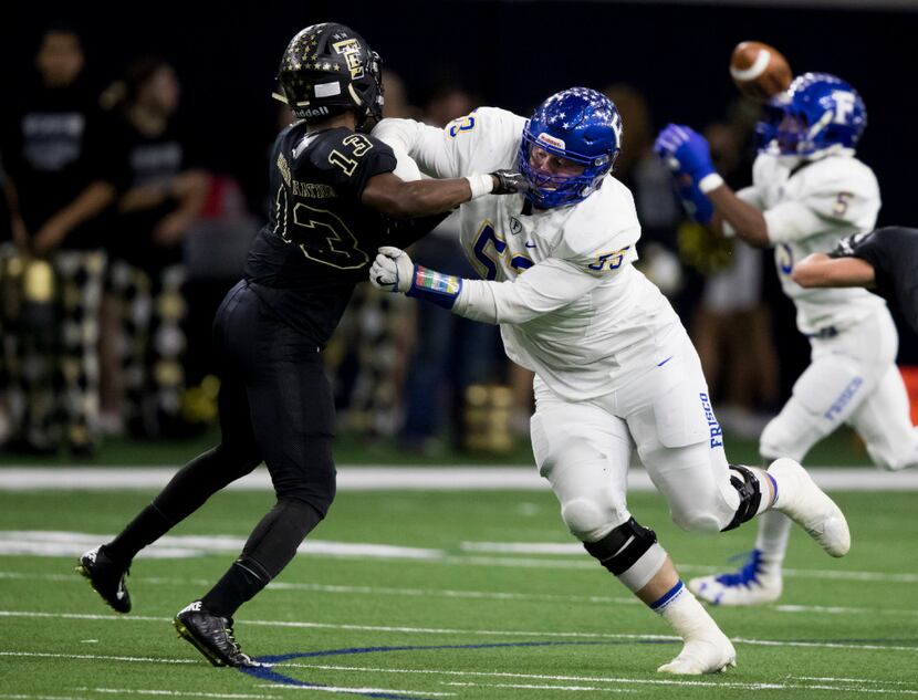 Frisco Raccoons Jack Anderson (53) blocks The Colony Cougars Josh Jinning (13) during a...