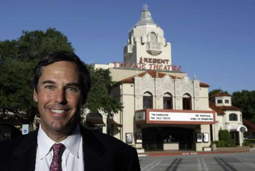  Ray Washburne heads the partnership that purchased the historic Highland Park Village in 2009.