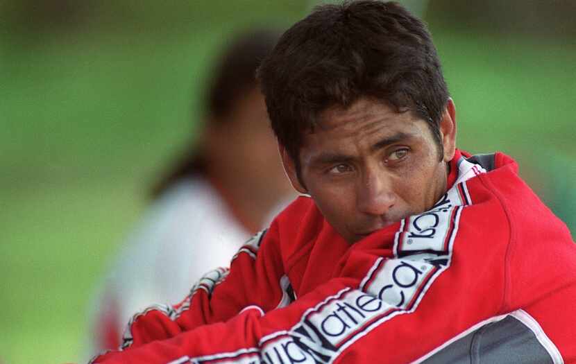 Jorge Campos por el año 2000. (Foto de TERESITA CHAVARRIA/AFP/Getty Images)