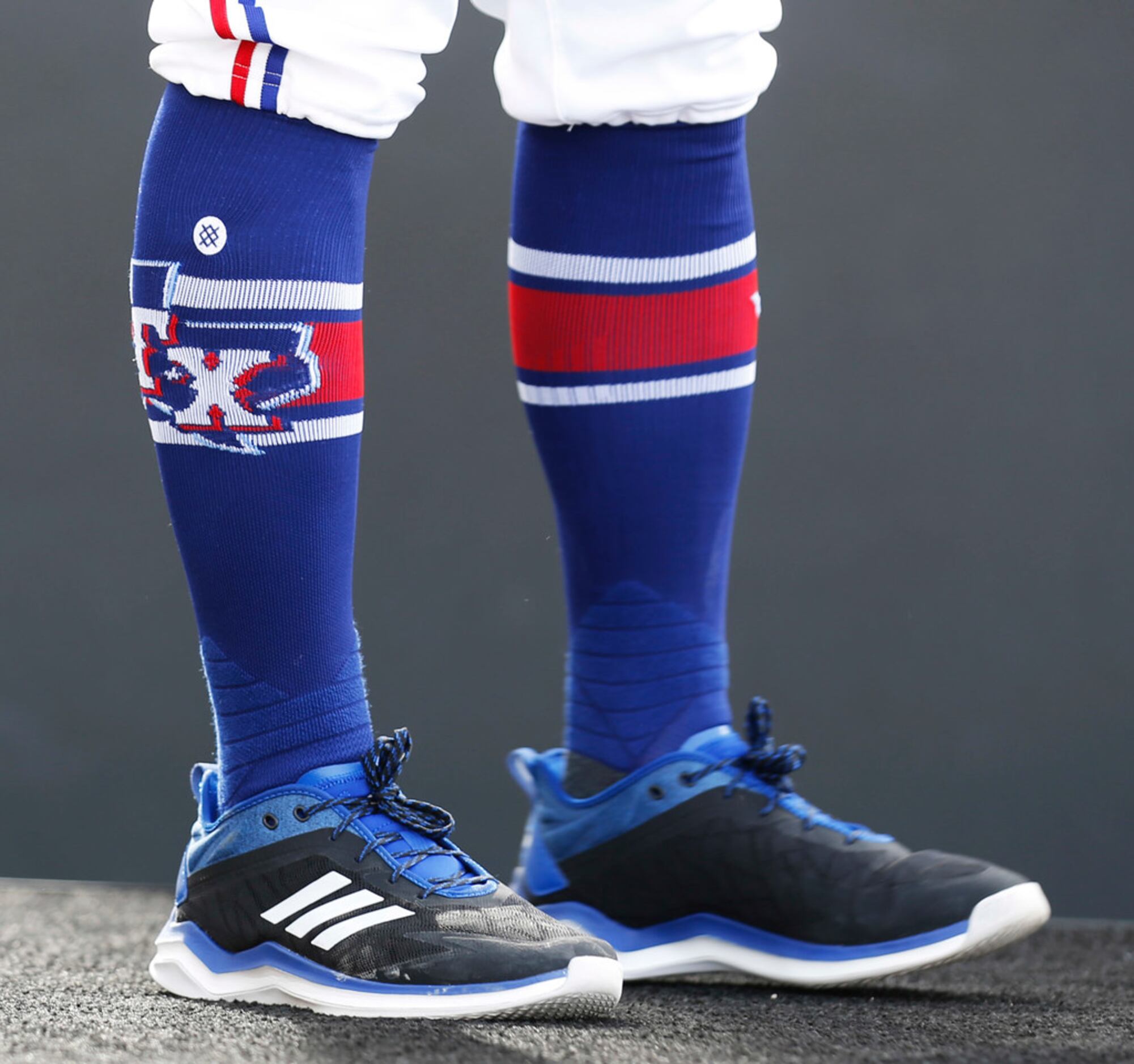 Photos: Rangers new 2020 uniforms revealed; players take BP at Globe Life  Field