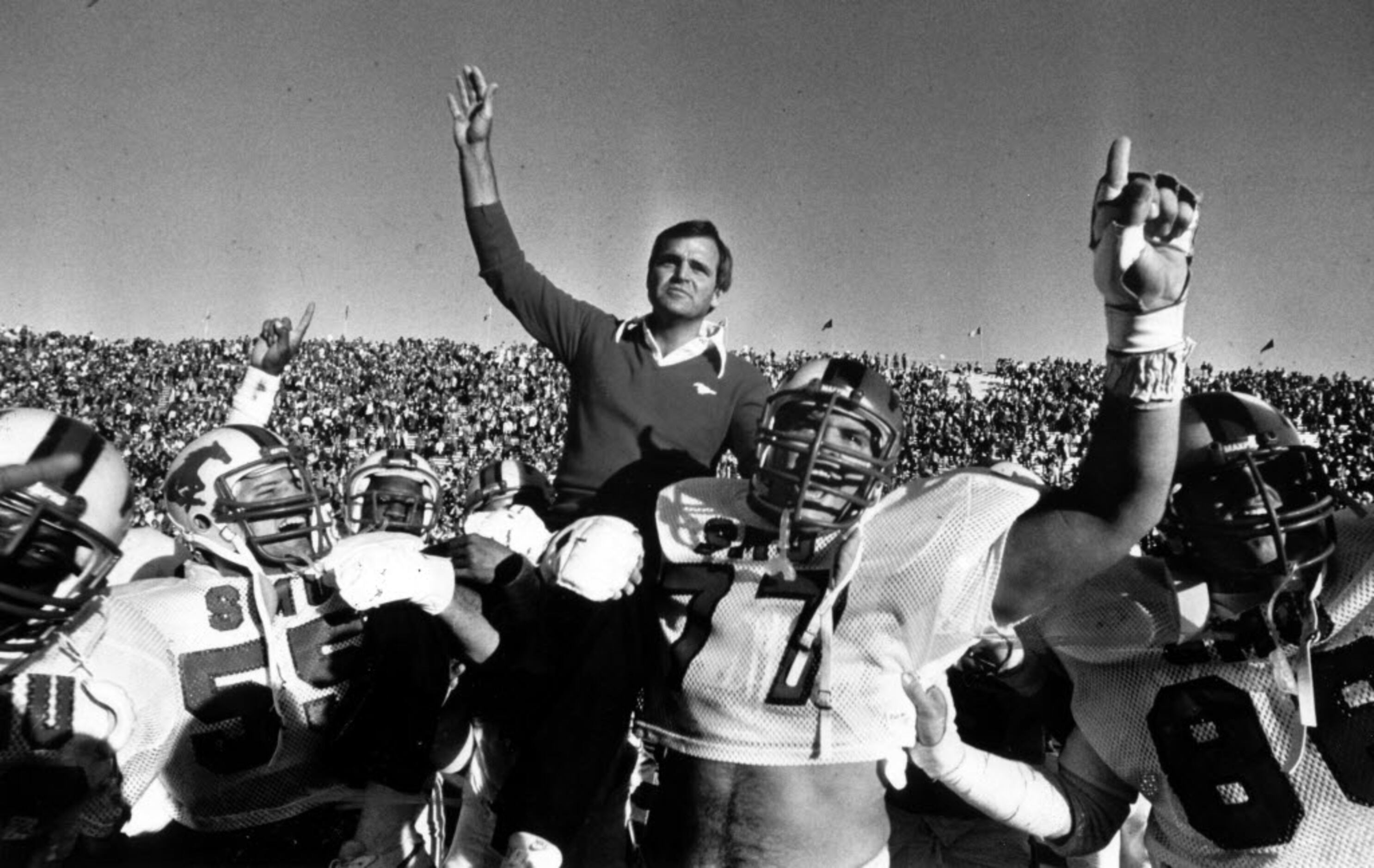 Ron Meyer, Who Coached S.M.U. to a Football Title, Dies at 76 - The New  York Times