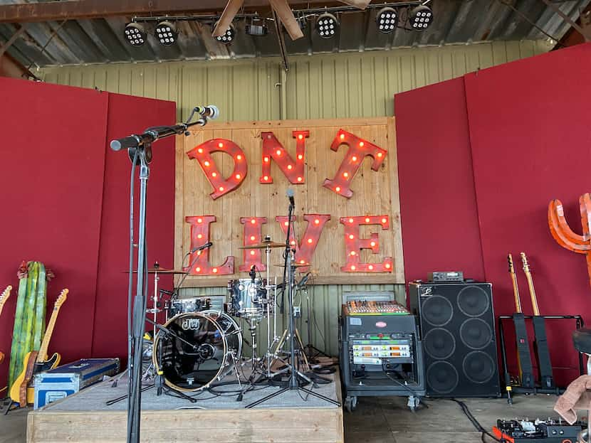 The outdoor stage at Del Norte Tacos in Godley