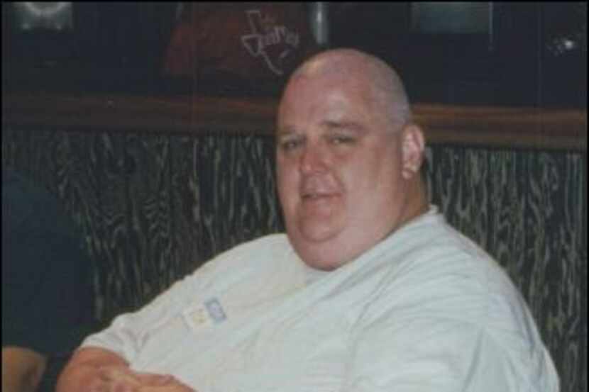 Rick Salewske weighed 538 pounds in 2000
