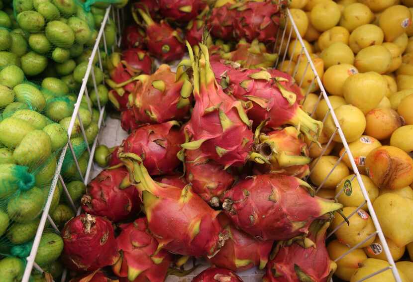 Dragon fruit at Jusgo Supermarket in Plano  (Rose Baca/Staff Photogorapher)