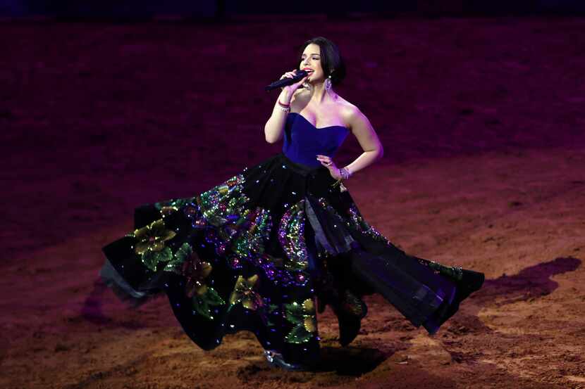 La cantante Ángela Aguilar durante el "Jaripeo Sin Fronteras Tour 2022", en el American...
