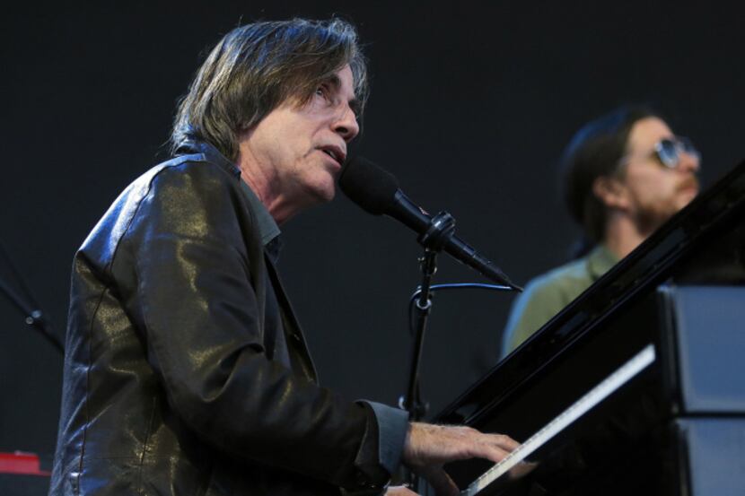 Jackson Browne opened for Jimmy Buffett and the Coral Reefer Band on Saturday night at FC...
