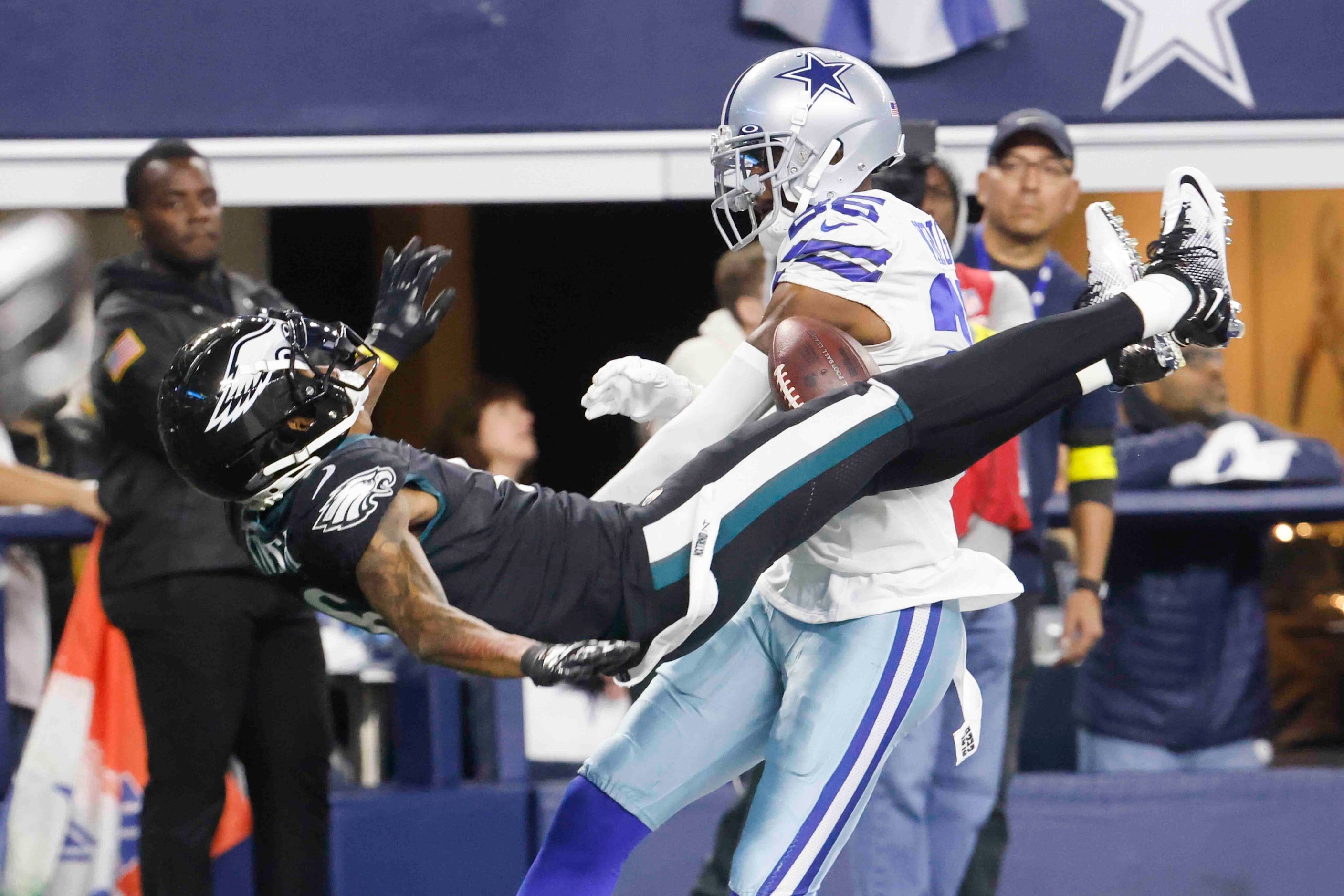 Dallas Cowboys cornerback DaRon Bland (26) breaks up a pass intended for Philadelphia Eagles...