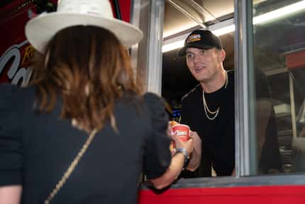 Parker McCollum, fast food dude? The country singer visited Raising Cane's in May 2024 ahead...