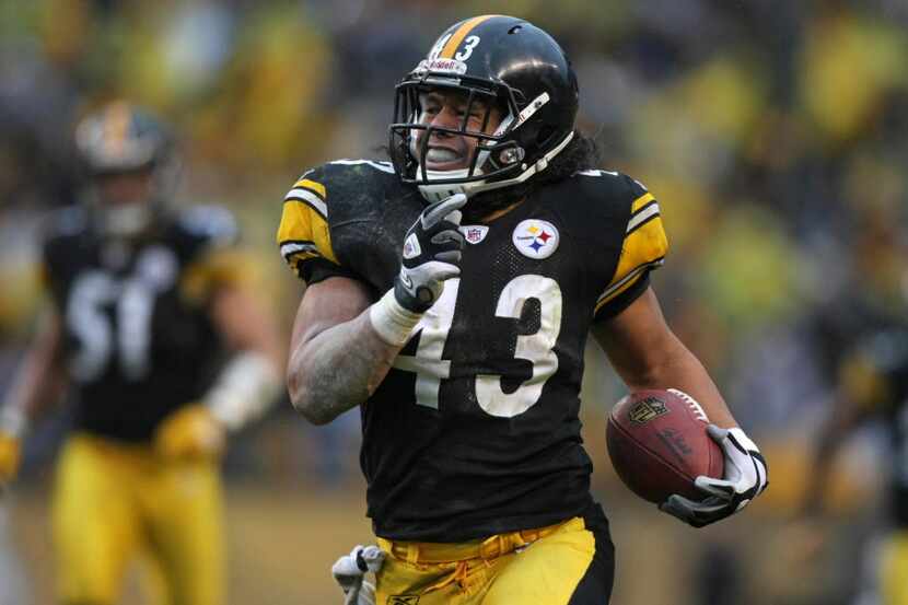 Dec 12, 2010; Pittsburgh , PA, USA; Pittsburgh Steelers safety Troy Polamalu (43) returns an...
