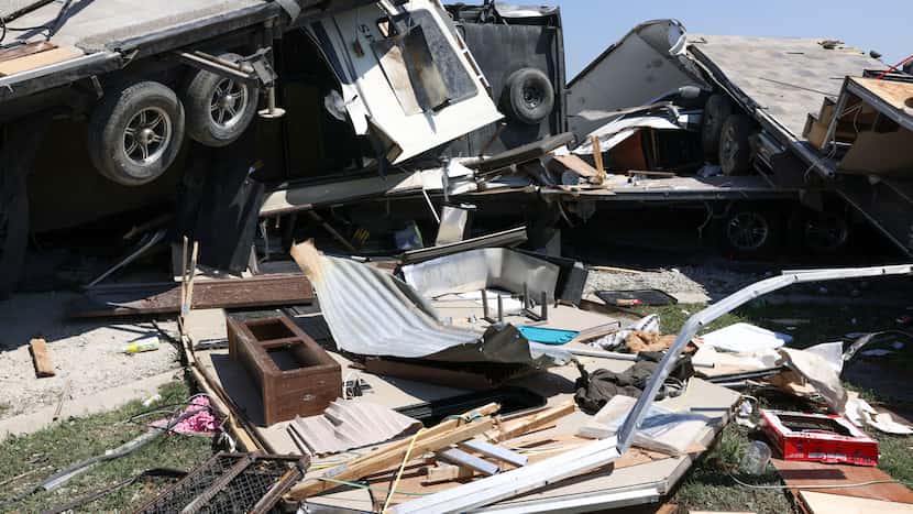 Texas RV park residents use timely 10-minute warning to shelter from deadly tornado