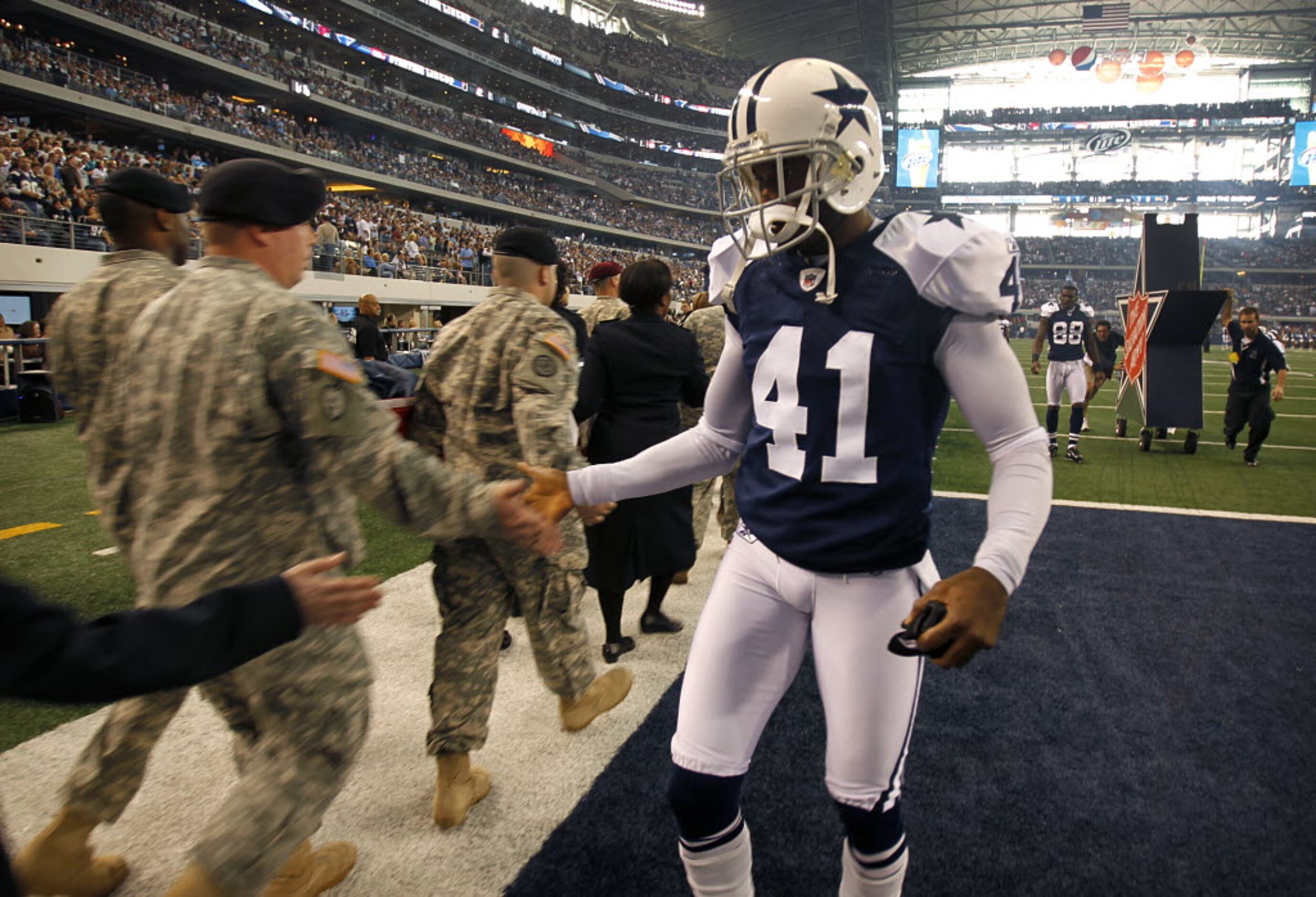 Dallas cowboys cornerback terence newman hi-res stock photography and  images - Alamy