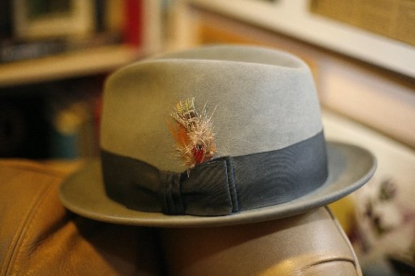 ORG XMIT: *S0427471353* 143711  --- 9/4/09 -- Legendary Cowboys Coach Tom Landry's fedora [...