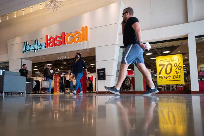 In a July survey by the Dallas Fed, 40% of Texas retailers reported a decline in sales. The...