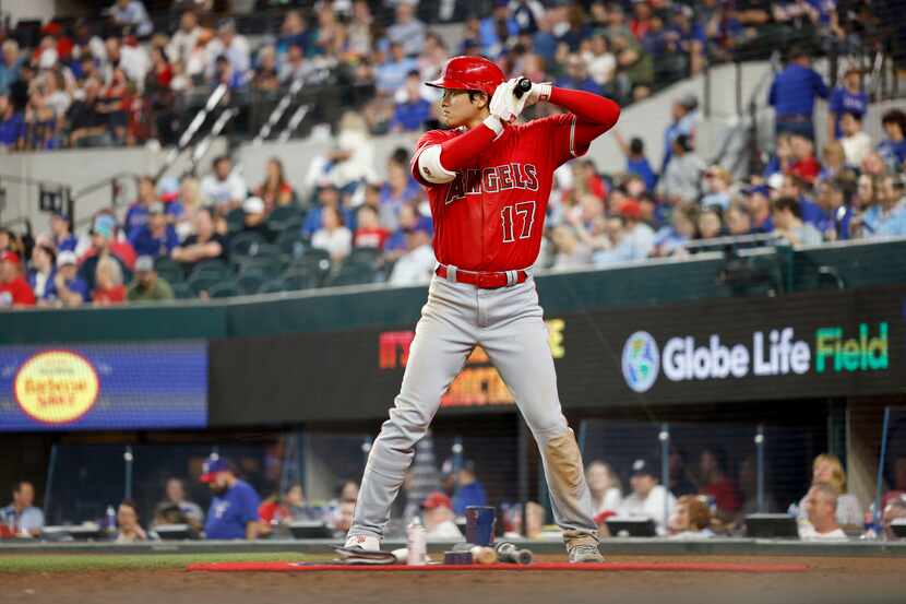 Los Angeles Angels designated hitter Shohei Ohtani (17) stands in the batter’s circle during...