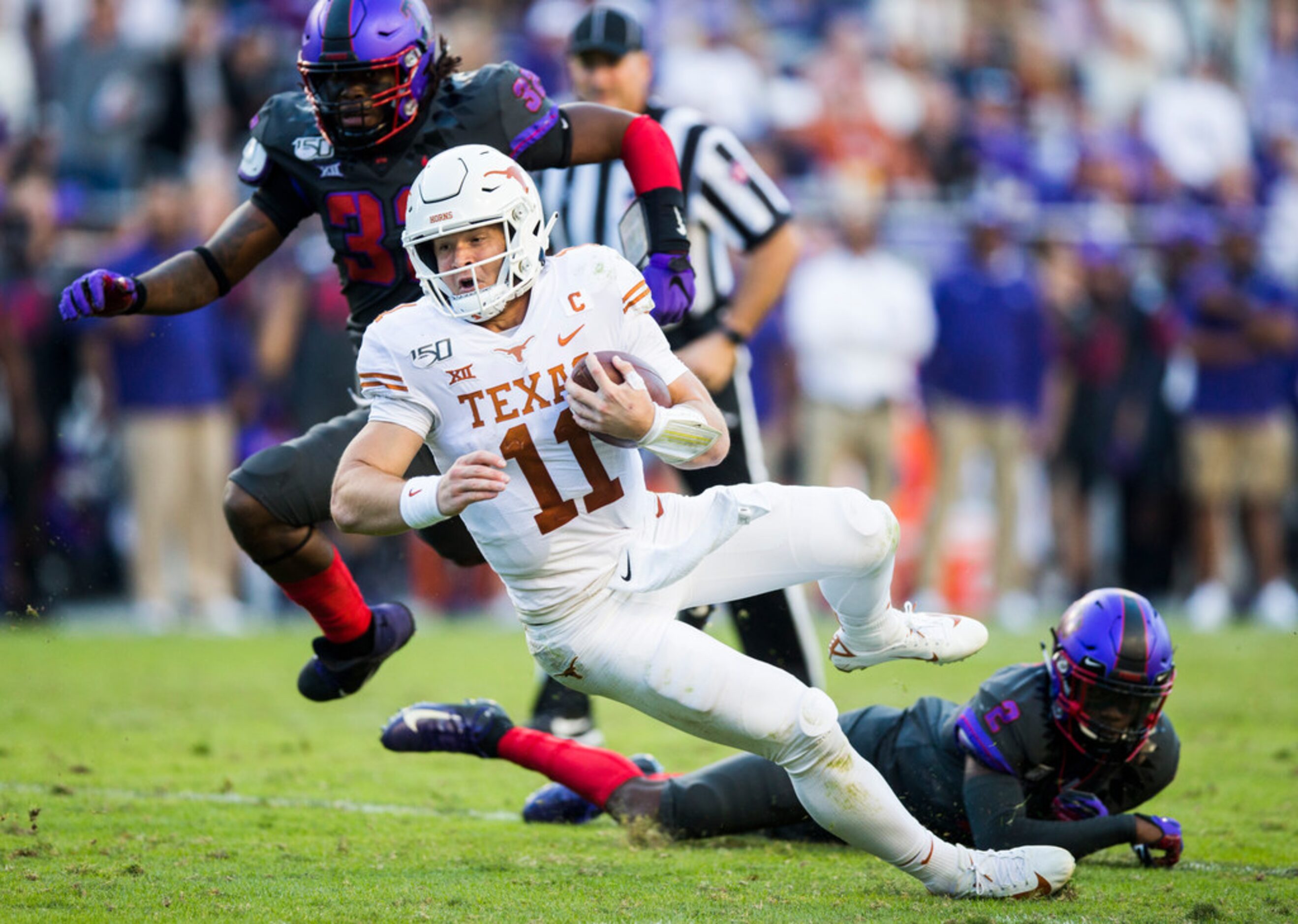 TCU Horned Frogs wide receiver Dylan Thomas (11) runs the ball during the fourth quarter of...