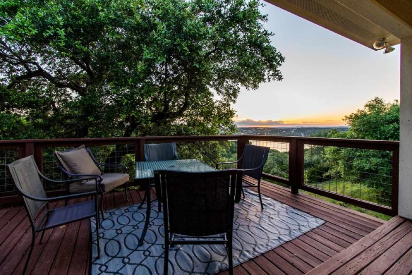 A look at the Sunset Coast listing in VRBO
