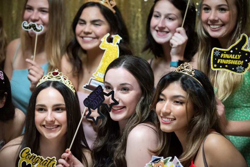 Gracie Oliver, 18, poses for a photo with friends including Hanna Ramsey, left, and Andrea...