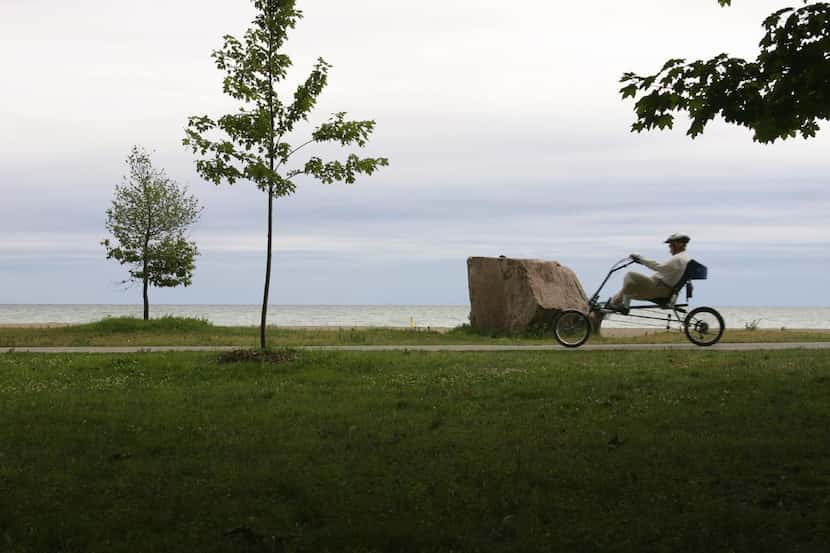 
Recumbent bicycles are ideal for those who suffer back pain or balance problems.
