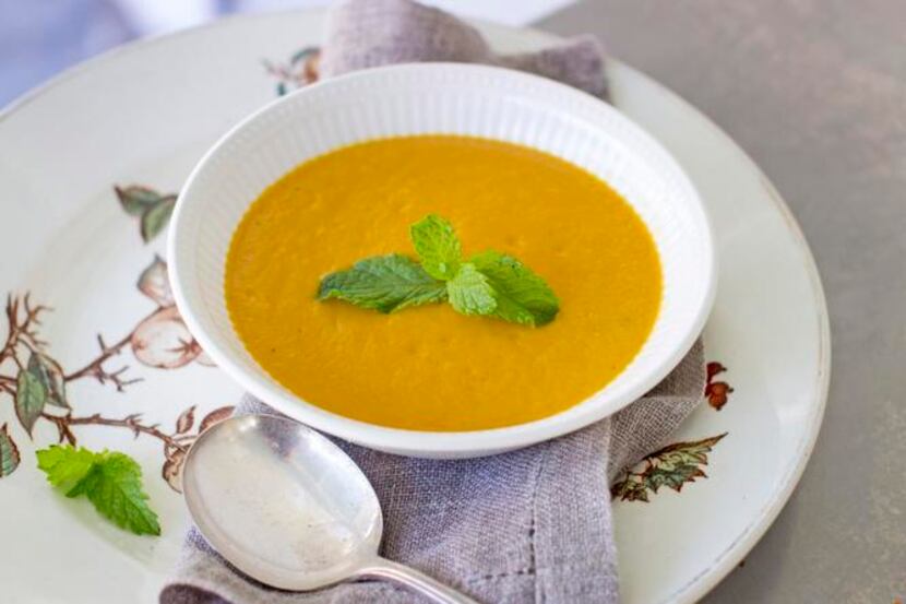 
Pumpkin puree's rich flavor and creamy sweetness work great in this Pumpkin Peanut Curry...