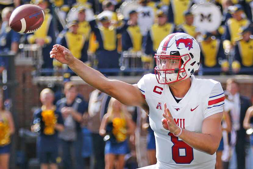 Southern Methodist Mustangs quarterback Ben Hicks (8) throws a pass during the SMU Mustangs...