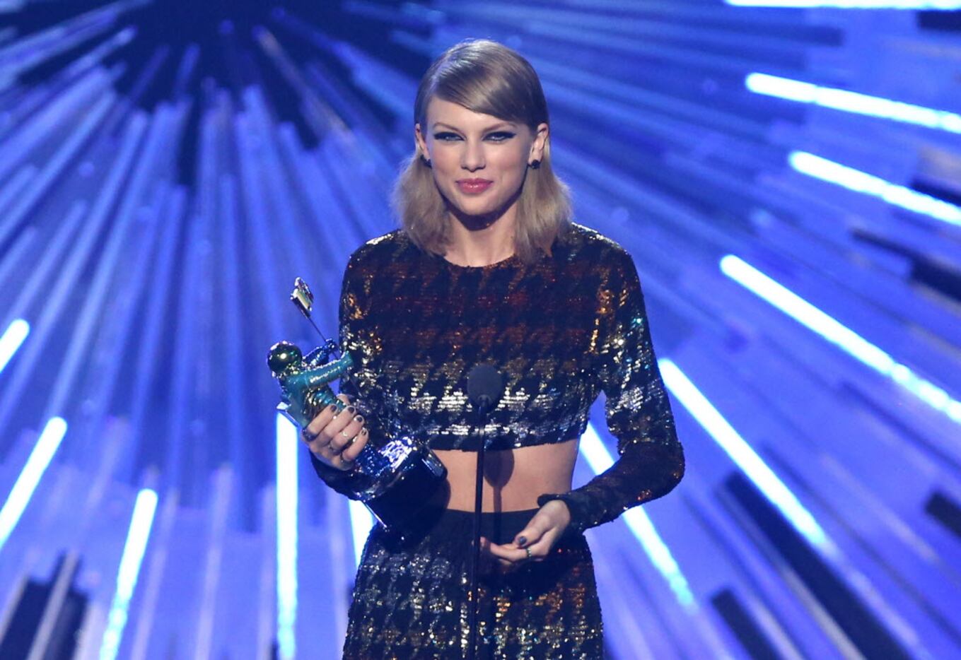 Taylor Swift accepts the award for female video of the year for Blank Space at the MTV...