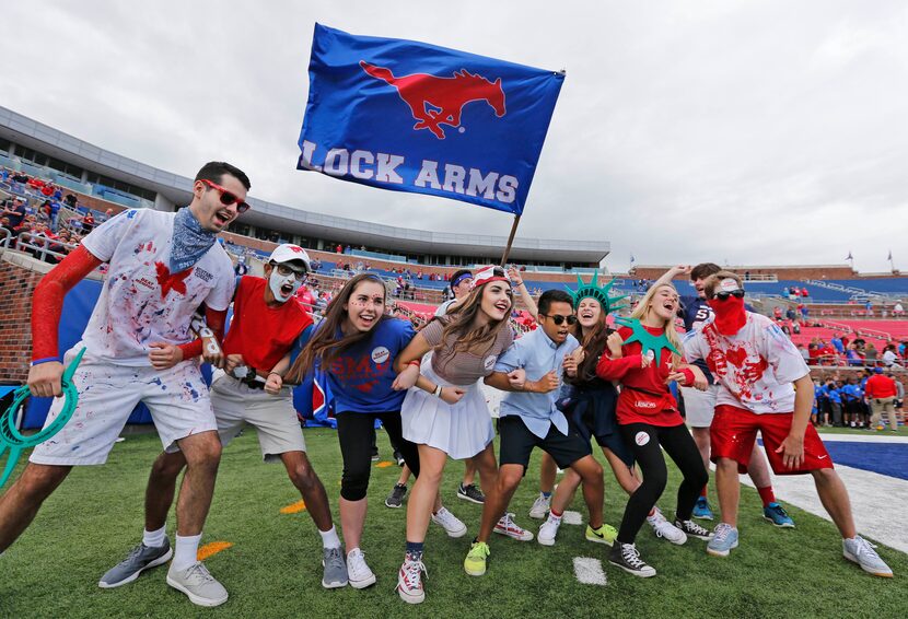 SMU fans get revved up before kickoff at Gerald J. Ford Stadium in 2016.