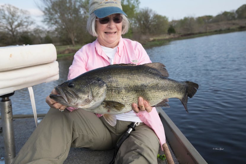 Encourage your beloved by making fishing easy and fun