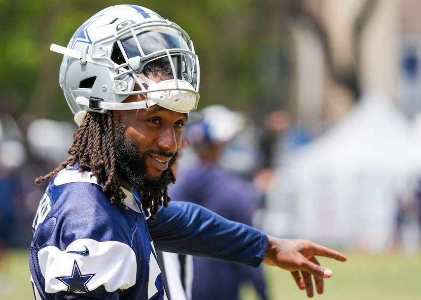 Dallas Cowboys safety Malik Hooker (28) motions from the sideline during a practice at...