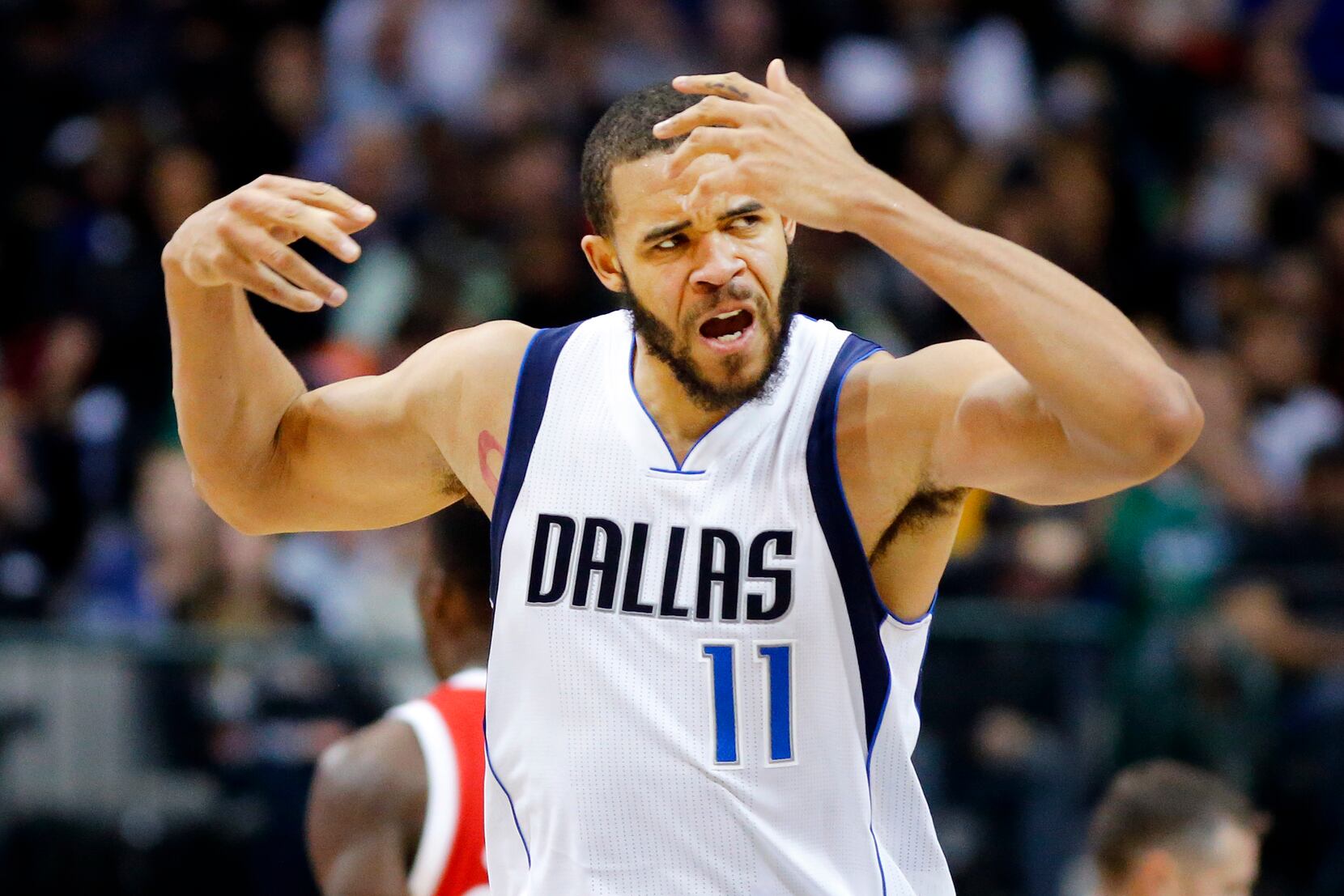 Why Mavericks' usage of Christian Wood, JaVale McGee could hint at