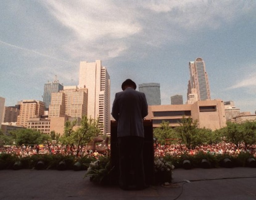 Tom Landry delivers his speech from the platform at Dallas City Hall near the end of Tom...