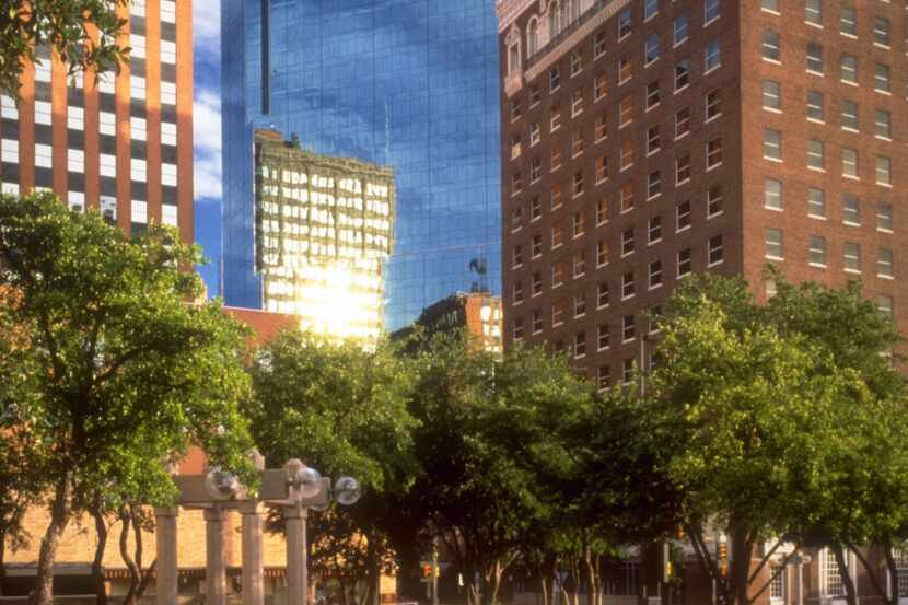 Oncor is moving its Fort Worth office to the 777 Main tower.