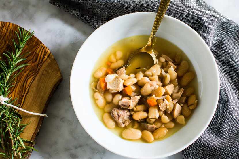 Instant Pot Chicken White Bean Rosemary Soup 