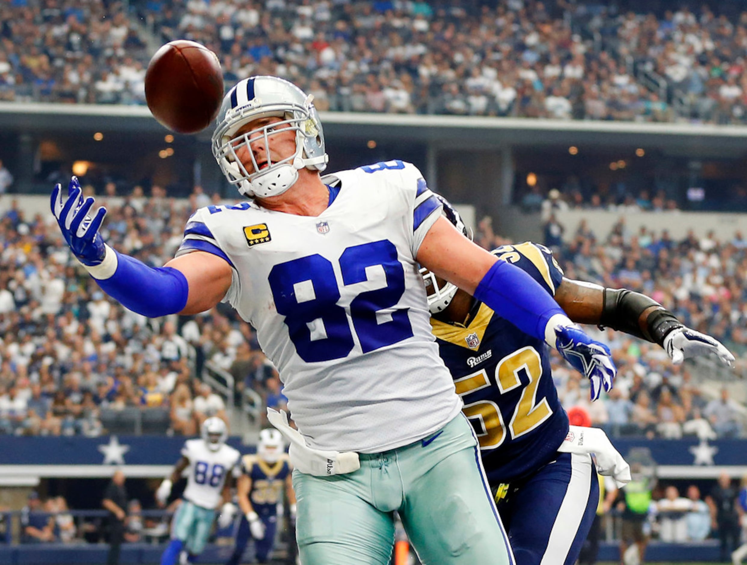 Tony Romo, Dez Bryant, DeMarcus Ware salute Jason Witten's career with  Cowboys