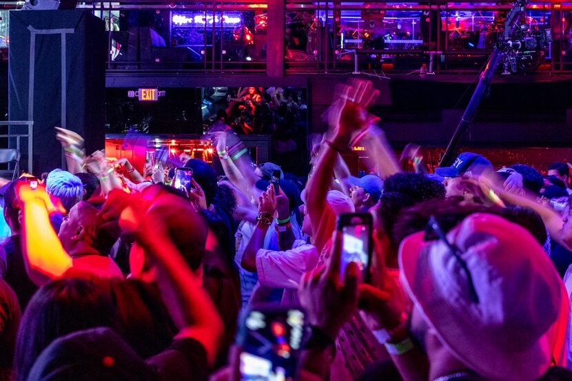 La competencia de freestyle rap de Red Bull Batalla se llevó a cabo en Dallas el sábado 16...