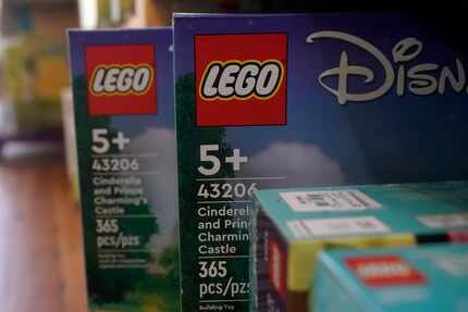 There wasn't a must-have toy to draw shoppers to stores this year, according to experts who...