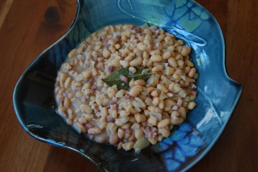 
White Beans With Pancetta for Oct. 29 Kitchen Scoop column. Easy and elegant bean side dish.
