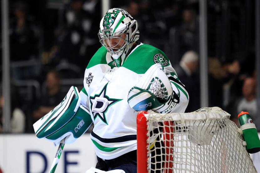 LOS ANGELES, CA - APRIL 07:  Kari Lehtonen #32 of the Dallas Stars looks on after a goal by...