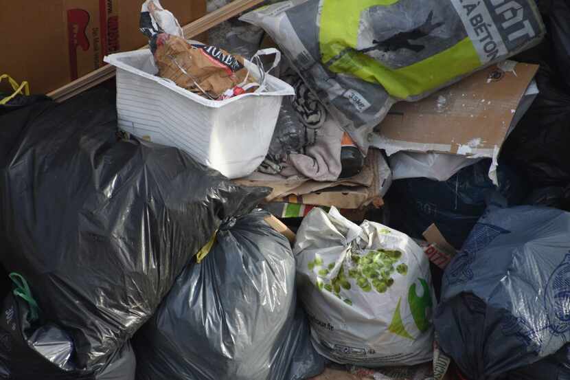 El servicio de recolección de basura entre los residentes de Irving será solo una vez a la...