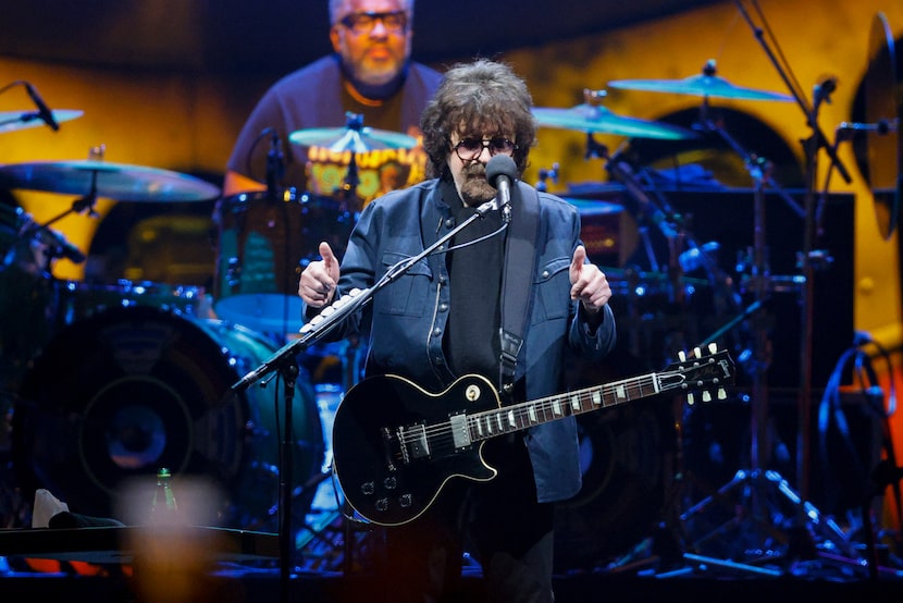 Jeff Lynne gives a thumbs up as he performs with his band ELO at the American Airlines...