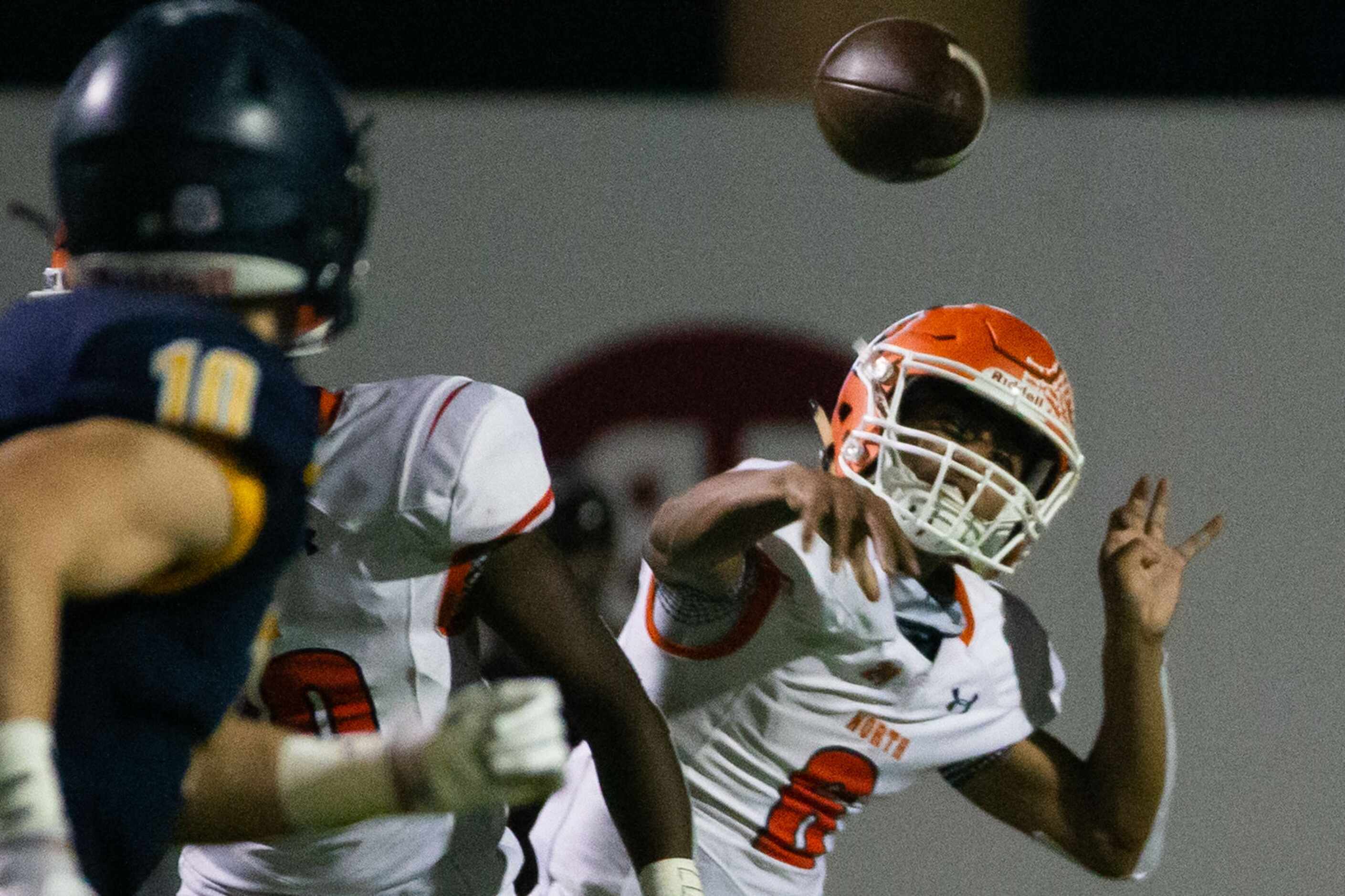 McKinney North quarterback Gavin Constantine (6) makes a pass during the first half of the...