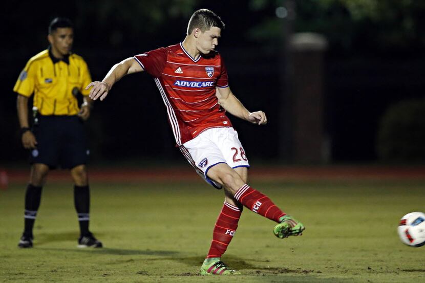 FC Dallas' Colin Bonner kicks the game-winning penalty kick during a 6-5 triumph over...