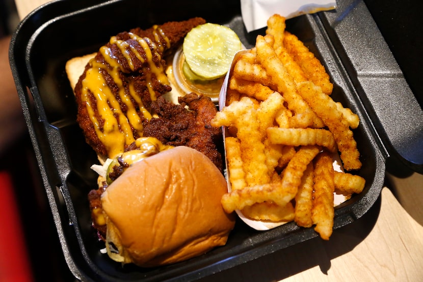 Ordering at Dave's Hot Chicken is simple: You pick whether you want tenders, sliders or both.