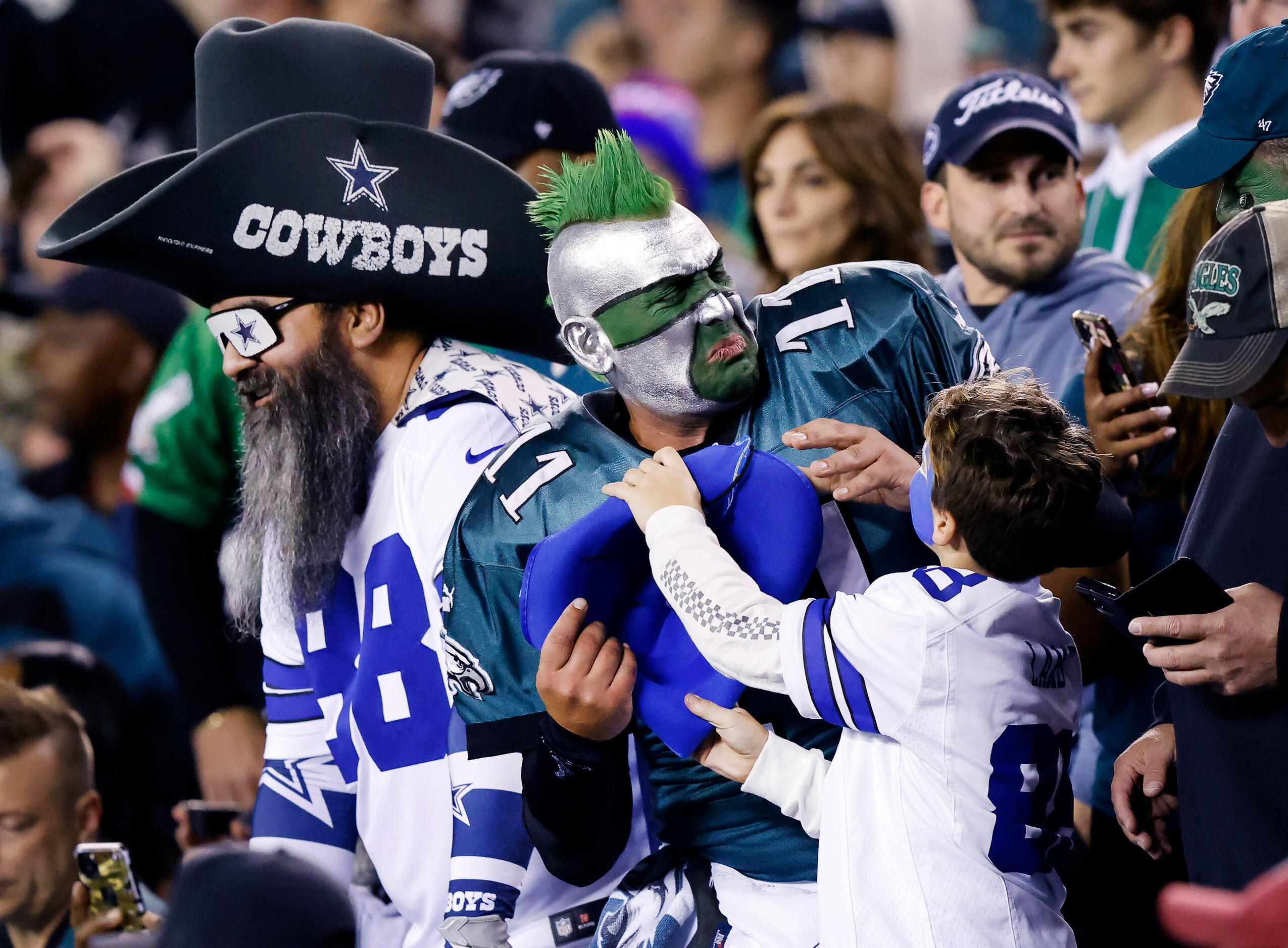 PHILADELPHIA, PA - OCTOBER 16: Dallas Cowboys Center Tyler Biadasz (63)  looks to block Philadelphia