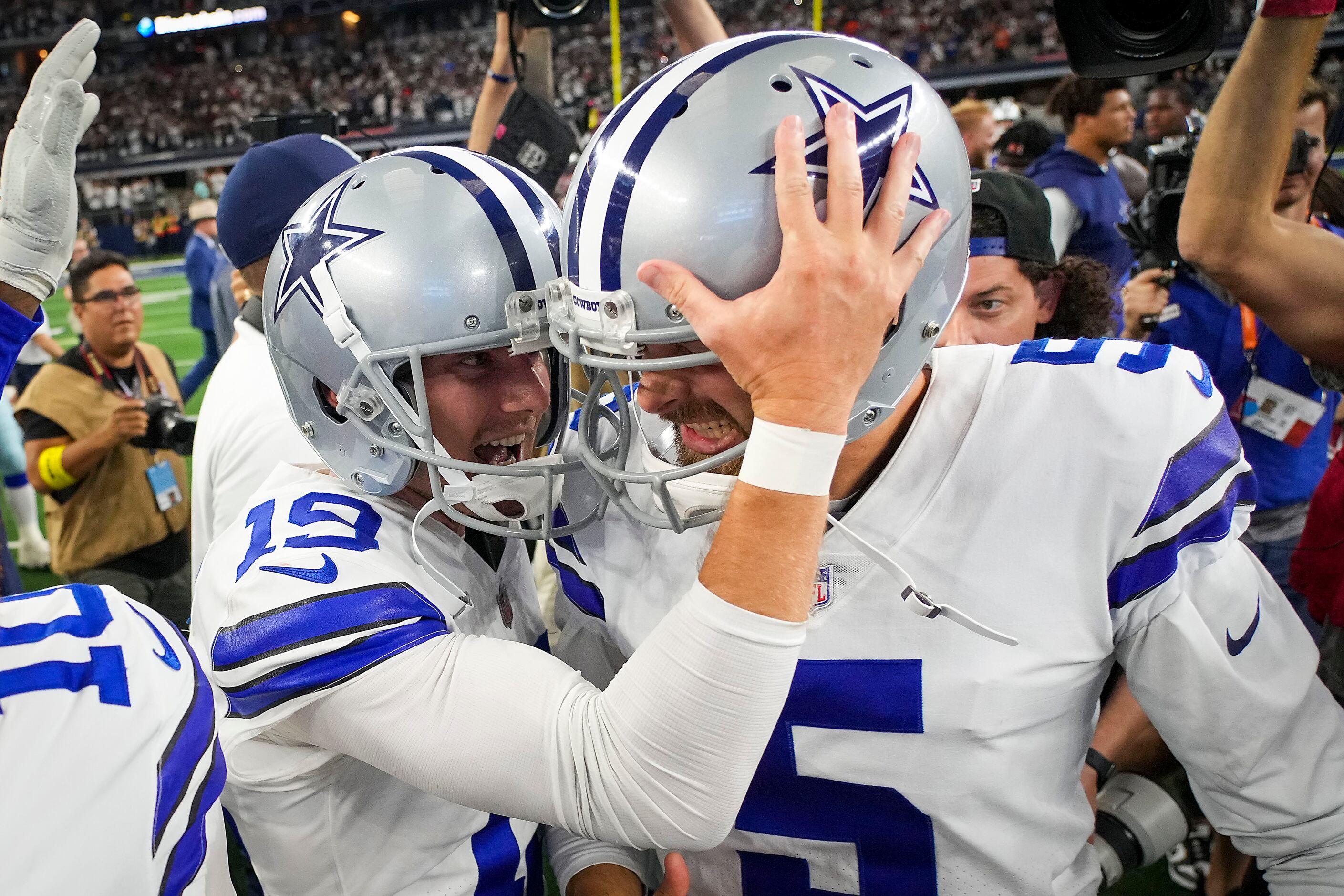 What a Rush: See photos from the Cowboys' 20-17 win over Cincinnati