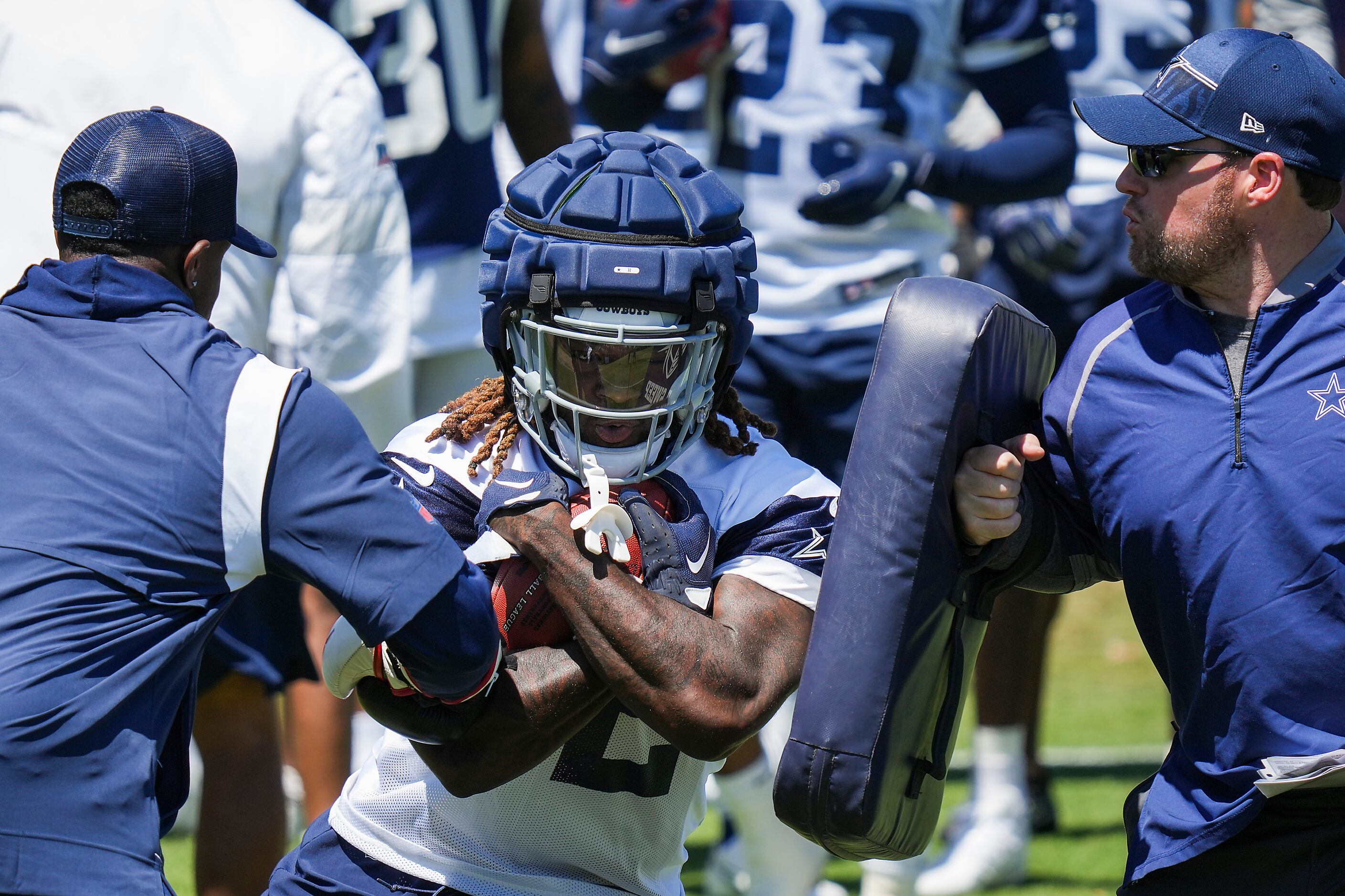 Cowboys running back Ronald Jones gets 2-game suspension for violation on  performance-enhancers