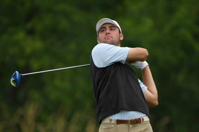 OAKMONT, PA - JUNE 16:  Amatuer Scottie Scheffler of the United States plays his shot from...