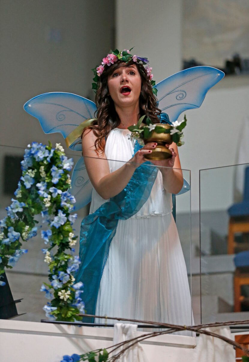 Lauren Stroh performs during a dress rehearsal for a Dallas Bach Society production of Henry...